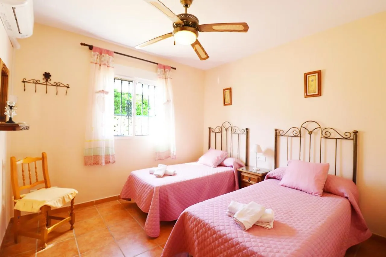Villa Conchi By Spainsunrentals 1091 네르하